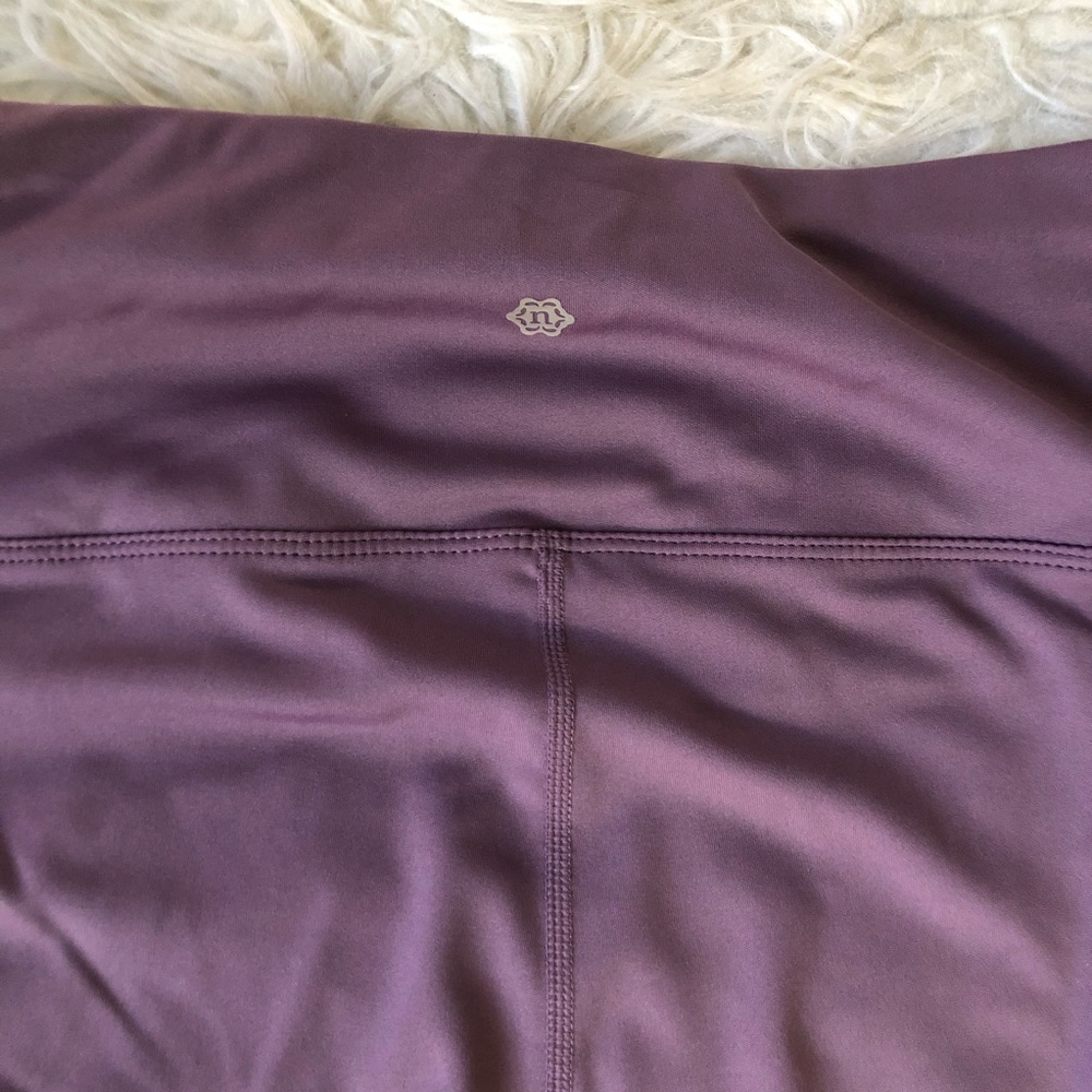 Nanette Lepore purple high rise leggings, size 1X - Picture 8 of 10